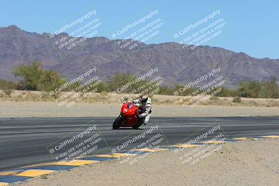media/Mar-24-2025-Moto Forza (Mon) [[57ce5c5cff]]/3-Beginner Group/Session 3 (Turn 6 Inside)/